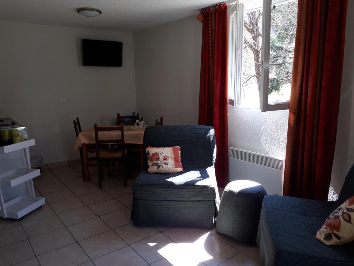 Logis Hotel Le Ceans Orpierre Zewnętrze zdjęcie