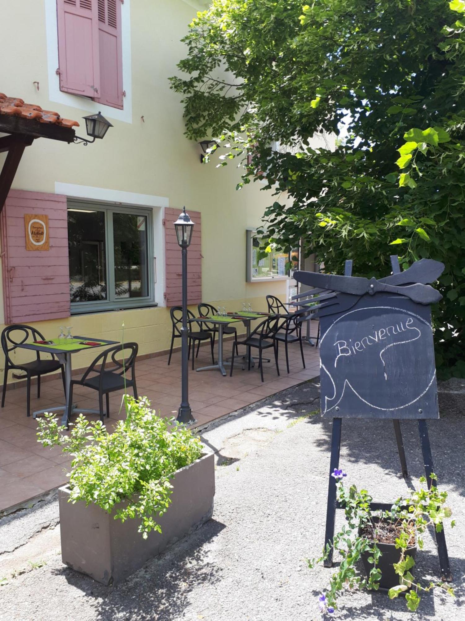 Logis Hotel Le Ceans Orpierre Zewnętrze zdjęcie